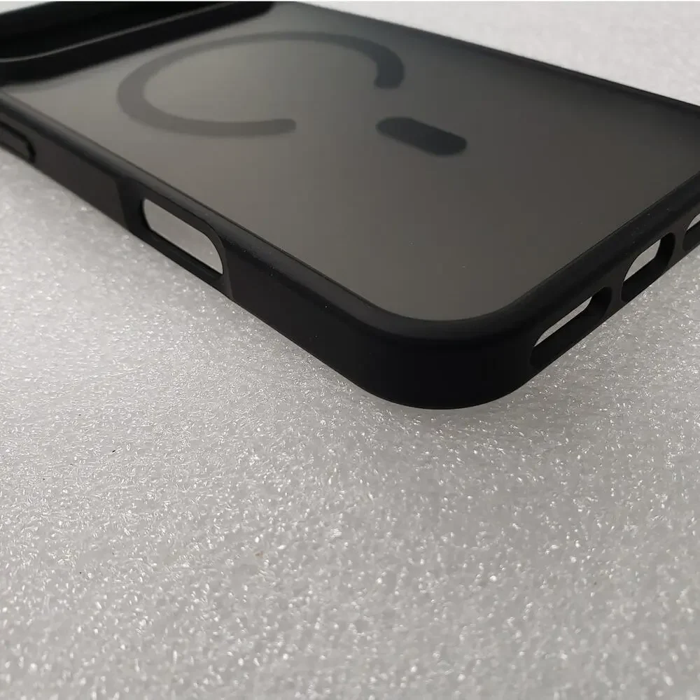 Supfine Magnetic Matte Case for iPhone 17 Pro Max - Black Translucent Cover